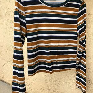 Active USA Long-sleeve Crop Top